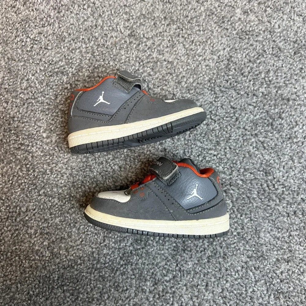 Jordan Shoes Kids Size 4C Gray White orange hookLoop Strap Nike Toddler Sneakers